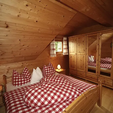 Almhaus Pleschinhof 샬레