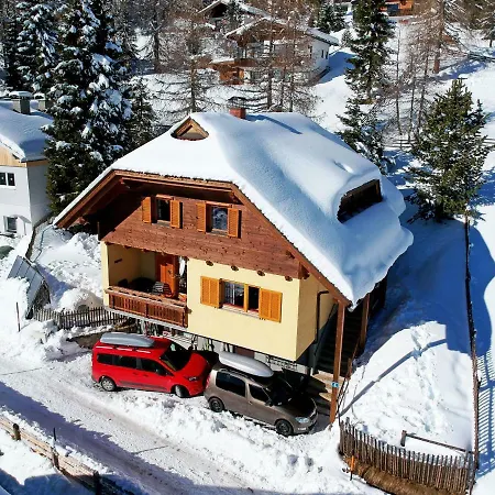 Almhaus Pleschinhof Hochrindl