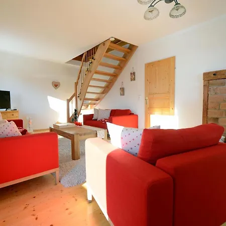 Almhaus Pleschinhof 샬레