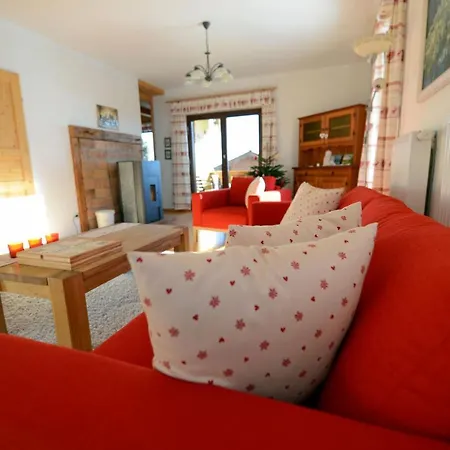 Almhaus Pleschinhof 샬레 *